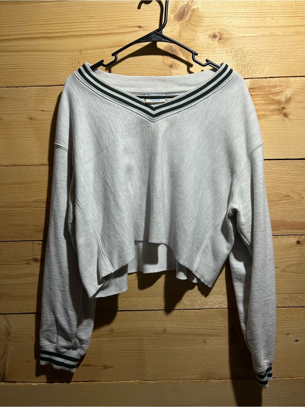 Cropped V-Neck Stripe Trim Sweater - White with Green Trim
